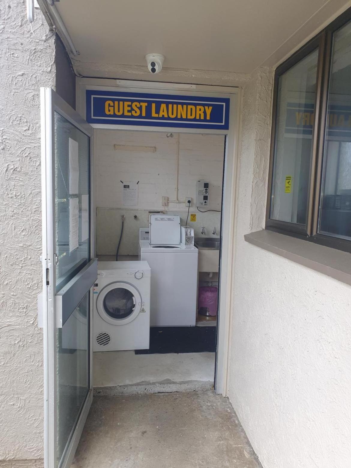 Aaa Mana Motel Porirua Exteriör bild